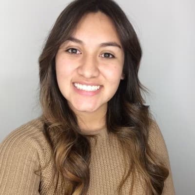 Profile photo of Alina, Computer Science tutor at Wiingy