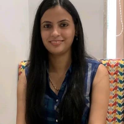 Profile photo of Amaya, Hindi tutor at Wiingy