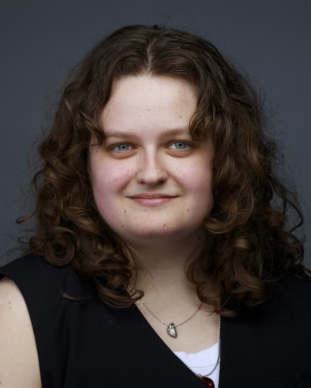 Profile photo of Chloe, Singing tutor at Wiingy