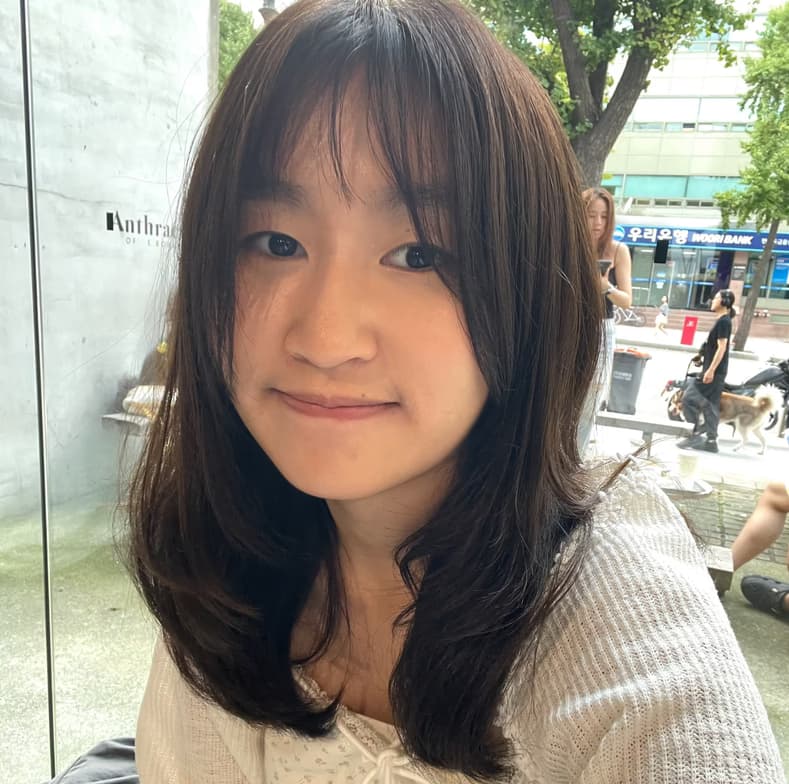 Profile photo of Wing Sum (Belle), Music tutor at Wiingy