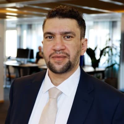 Profile photo of Clive, English tutor at Wiingy