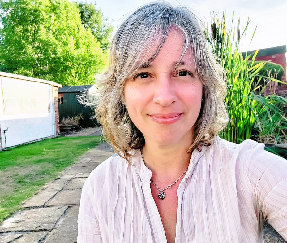 Profile photo of Syl, ESL tutor at Wiingy