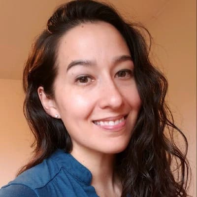 Profile photo of Cressida, French tutor at Wiingy