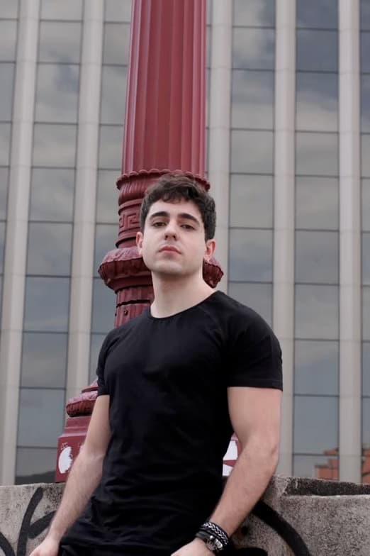 Profile photo of Dan, Guitar tutor at Wiingy