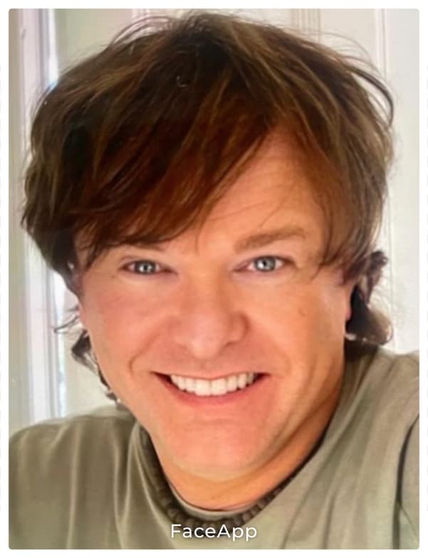 Profile photo of Dee, Singing tutor at Wiingy