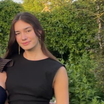 Profile photo of Delphine , Engineering tutor at Wiingy