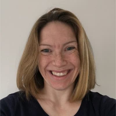 Profile photo of Elara, Singing tutor at Wiingy