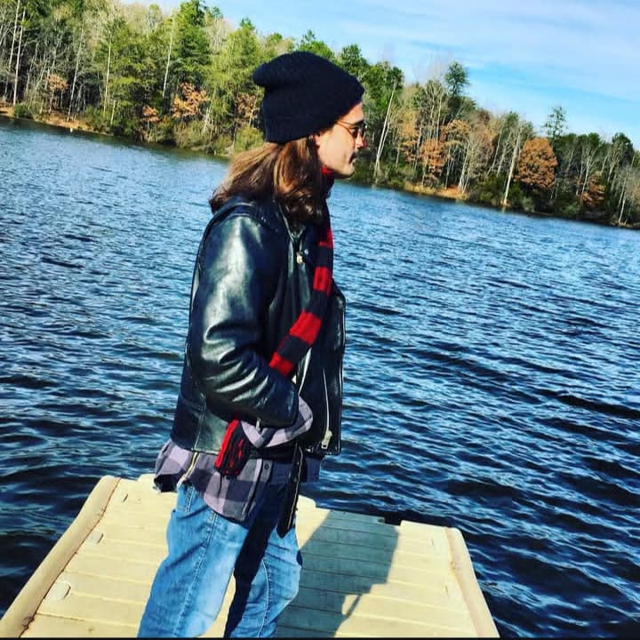 Travel snapshot of Lee during a trip