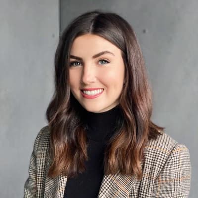 Profile photo of Emily, Mathematics tutor at Wiingy