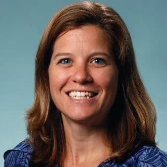 Profile photo of Esme , English tutor at Wiingy