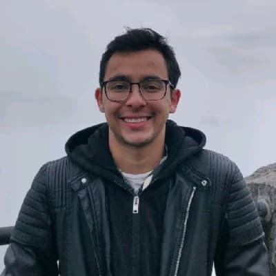 Profile photo of Ethan, AP tutor at Wiingy