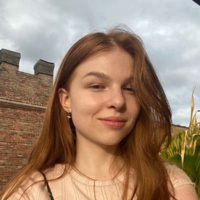 Profile photo of Evadne, AP tutor at Wiingy