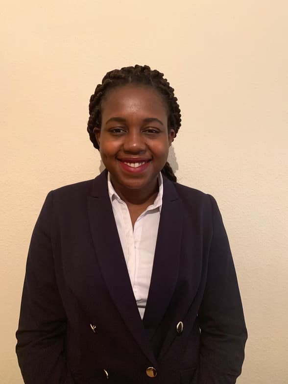 Profile photo of Selasi, English tutor at Wiingy