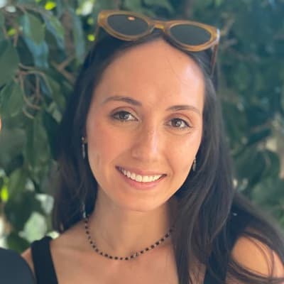 Profile photo of Freya, French tutor at Wiingy