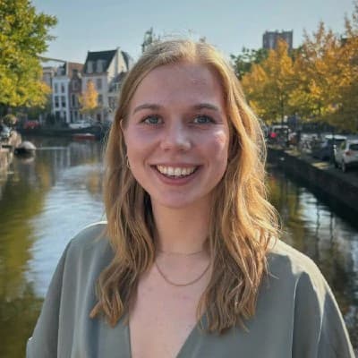 Profile photo of Freya, AP tutor at Wiingy