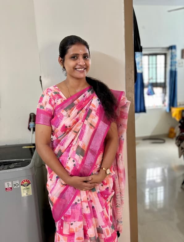 Profile photo of Gayathri , Economics tutor at Wiingy