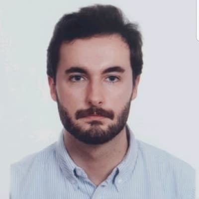 Profile photo of George, English tutor at Wiingy