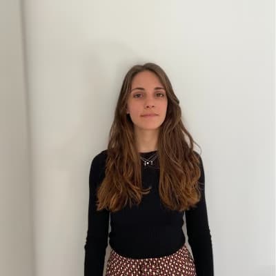 Profile photo of Hannah, English tutor at Wiingy