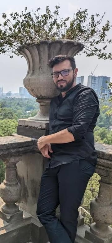 Profile photo of Hector, Music tutor at Wiingy