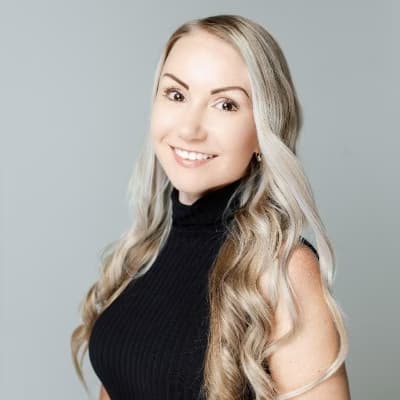 Profile photo of Iris, Mathematics tutor at Wiingy