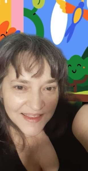 Profile photo of Paula, Guitar tutor at Wiingy