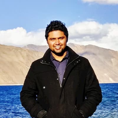 Profile photo of Ishaan, Yoga tutor at Wiingy