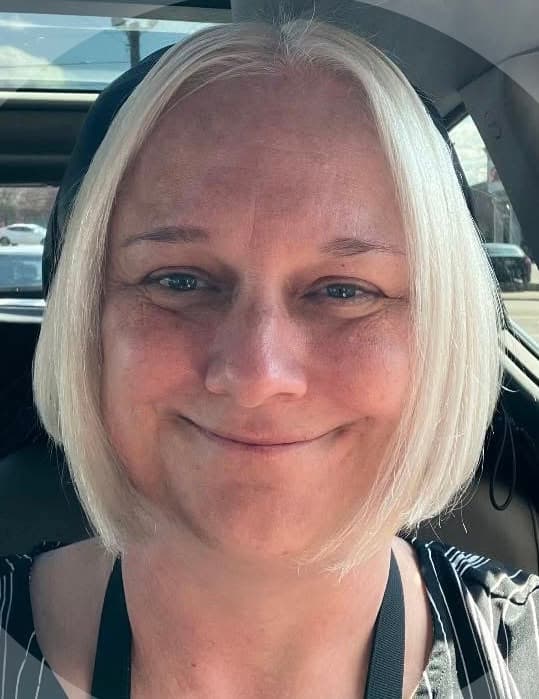 Profile photo of Dr. Jennifer Elisenoir, Violin tutor at Wiingy