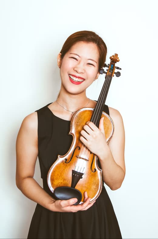 Profile photo of June, Violin tutor at Wiingy