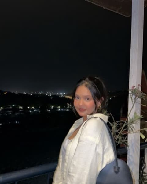 Profile photo of Kanchan, English tutor at Wiingy