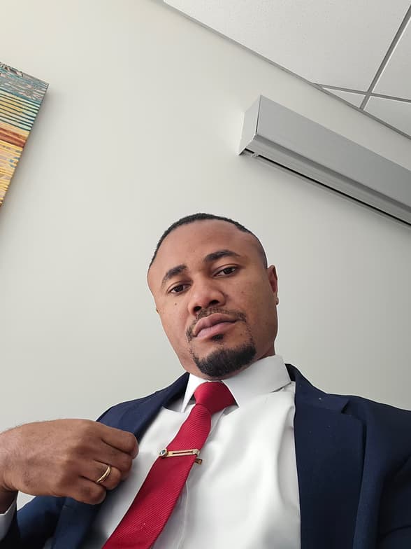 Profile photo of Kenneth, Science tutor at Wiingy