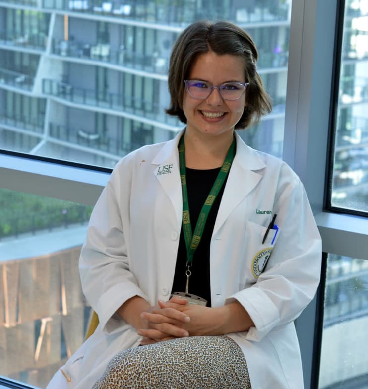 Profile photo of Lauren, English tutor at Wiingy