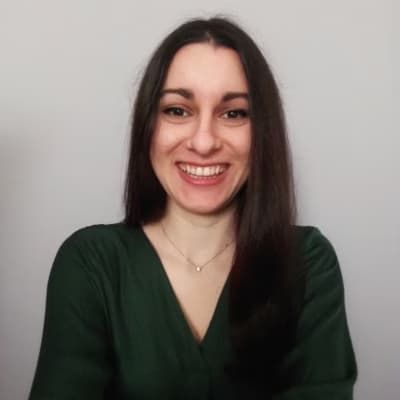 Profile photo of Lily, Piano tutor at Wiingy