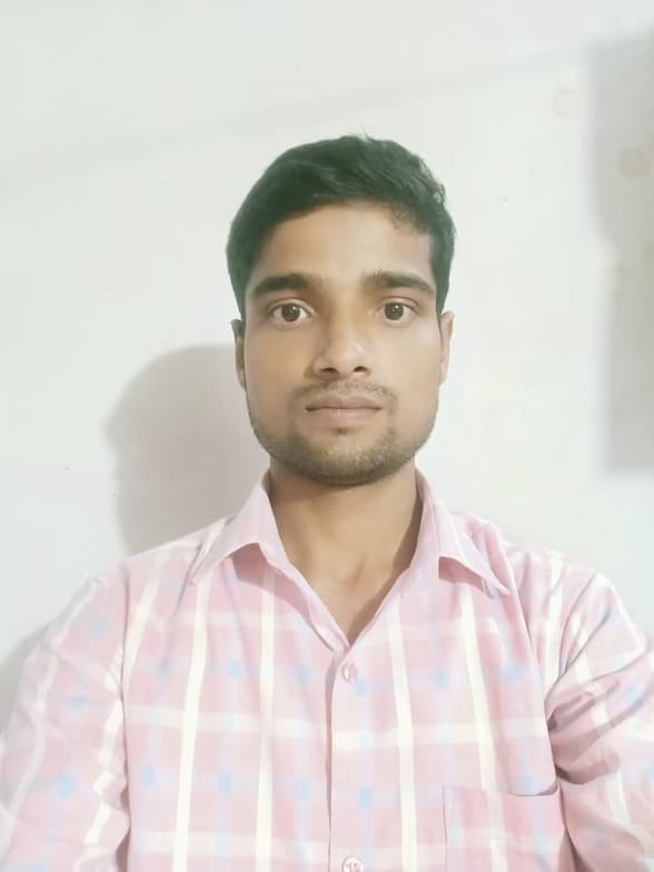 Profile photo of Majid, Science tutor at Wiingy