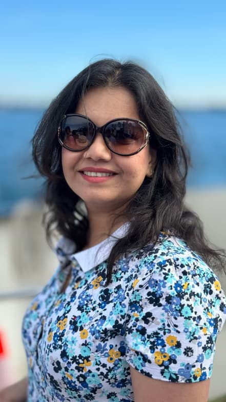 Profile photo of Manvi, Economics tutor at Wiingy