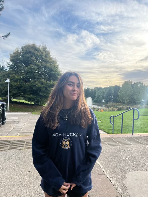 Profile photo of Maria, Mathematics tutor at Wiingy