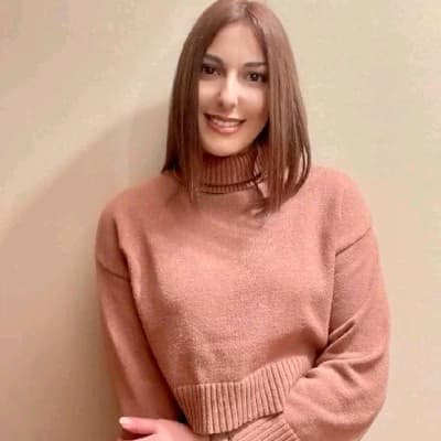 Profile photo of Matilda, English tutor at Wiingy