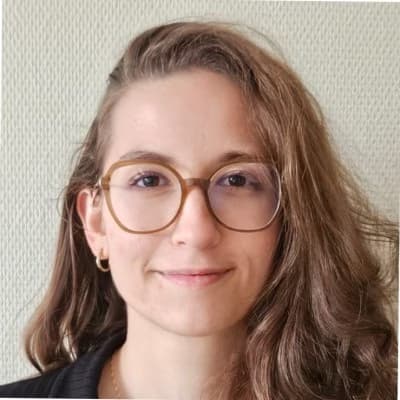 Profile photo of Mira, Computer Science tutor at Wiingy