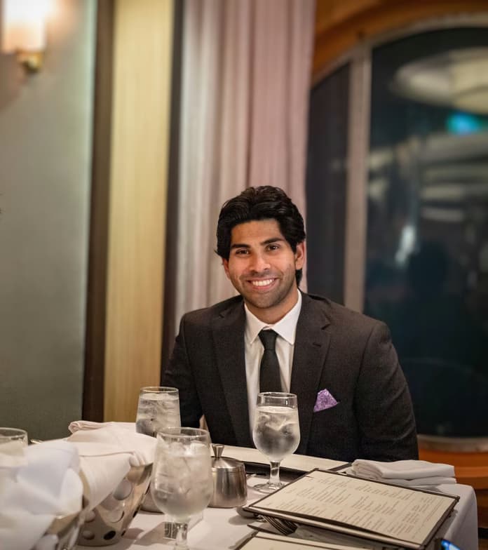 Profile photo of Moiz, Biology tutor at Wiingy