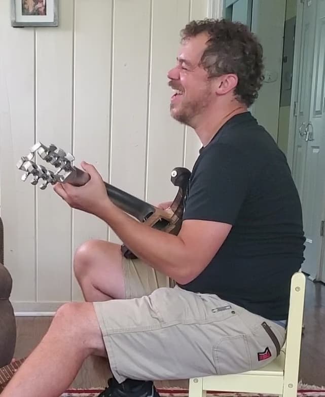 Profile photo of Paul, Guitar tutor at Wiingy