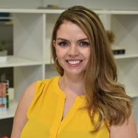 Profile photo of Ainsley, AP tutor at Wiingy