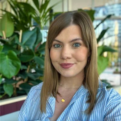 Profile photo of Ophelia , AP tutor at Wiingy