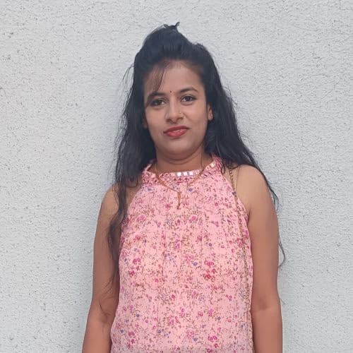 Profile photo of Pooja, Computer Science tutor at Wiingy