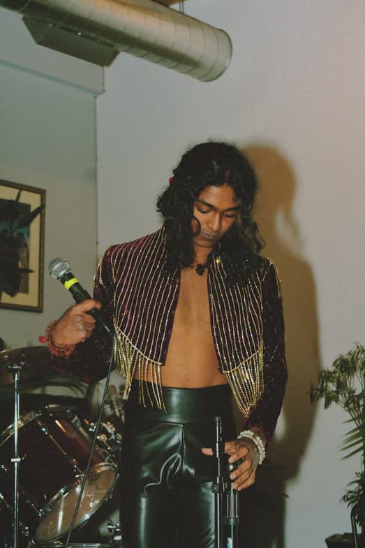 Profile photo of Pramuk, Singing tutor at Wiingy