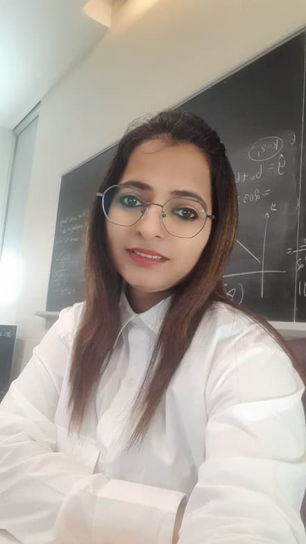 Profile photo of Priyanka, Mathematics tutor at Wiingy