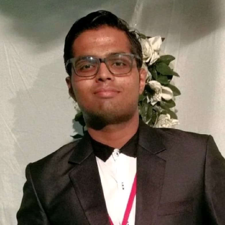 Profile photo of Priyank, Data Science tutor at Wiingy