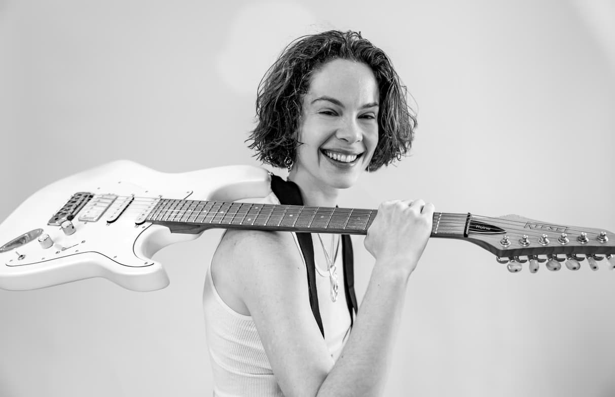 Profile photo of Raine, Guitar tutor at Wiingy