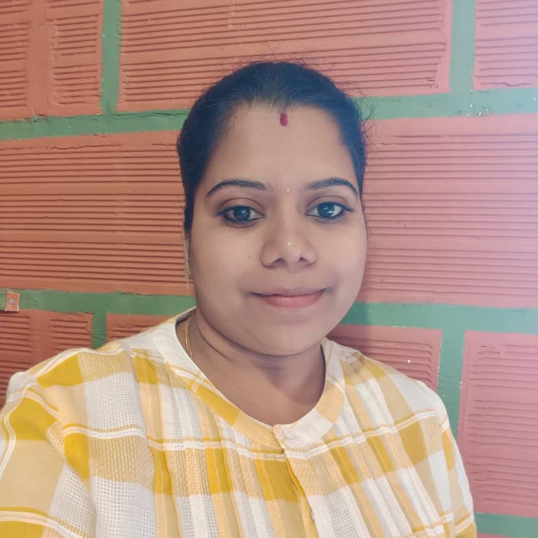 Profile photo of Ramya , Mathematics tutor at Wiingy