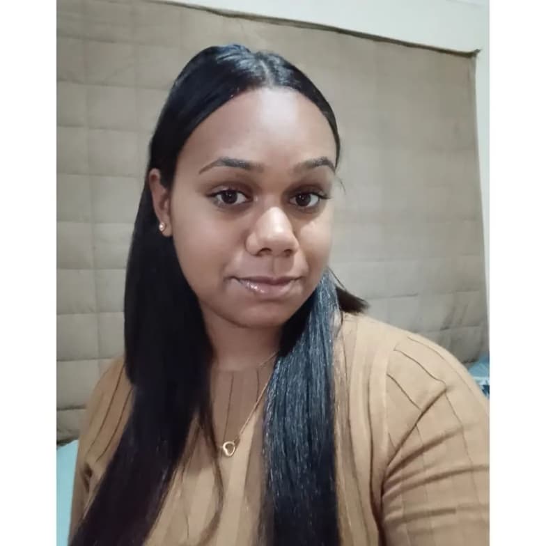 Profile photo of Arielle, Science tutor at Wiingy