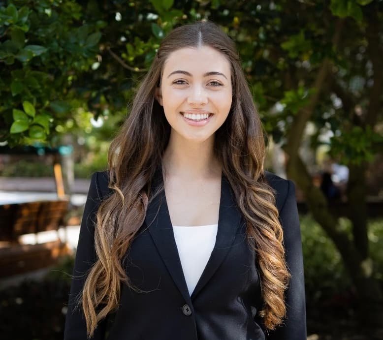 Profile photo of Samantha, Science tutor at Wiingy