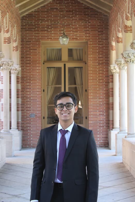 Profile photo of Saumya , Economics tutor at Wiingy